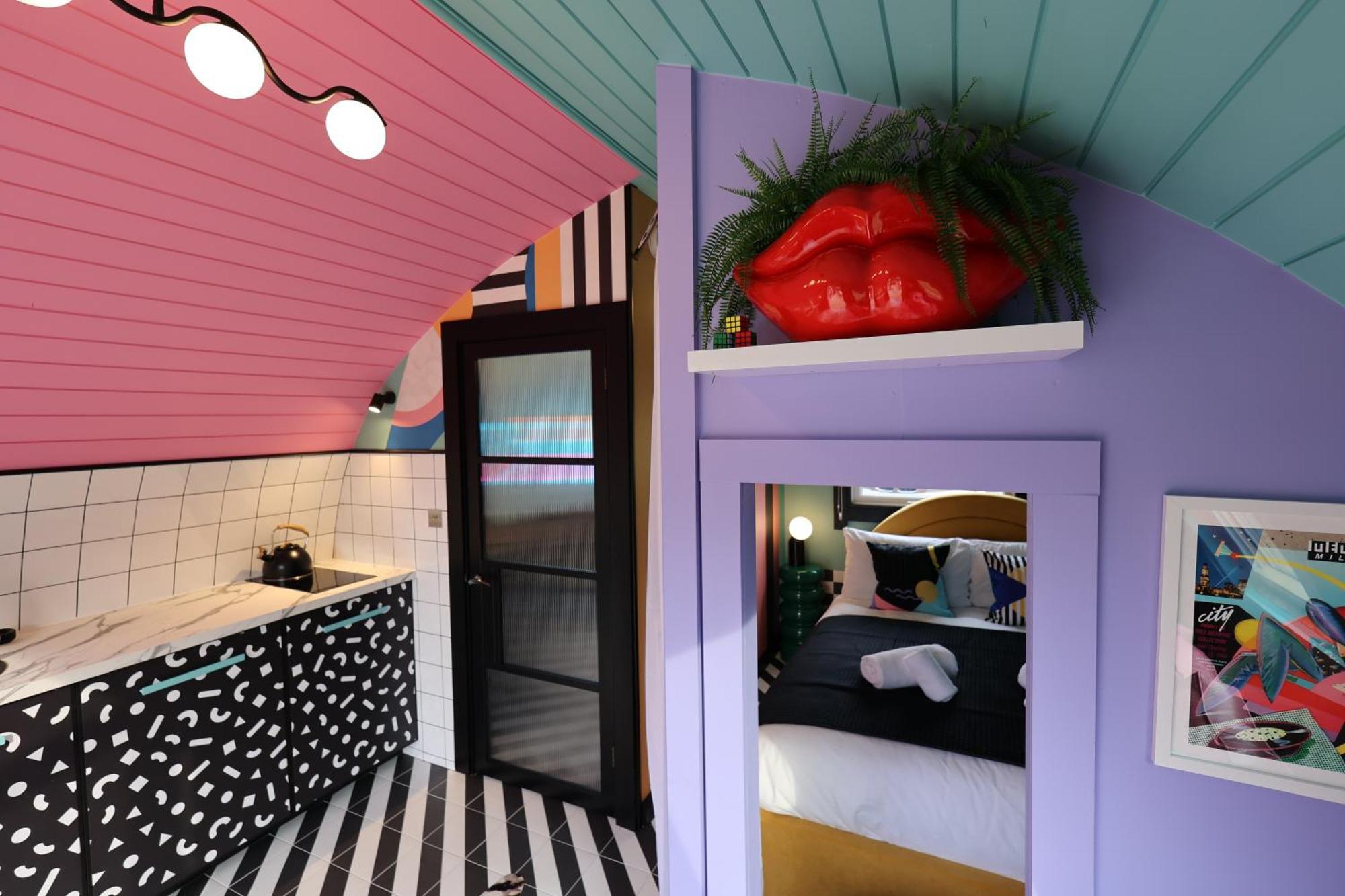 Апартаменты Ammonite Glamping Pod & Hot Tub Hungerton Экстерьер фото